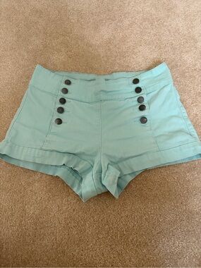 Forever 21 Mint High Waist Button-Front Women’s Shorts